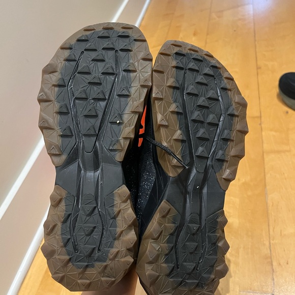 New Balance - Picture 5 of 7